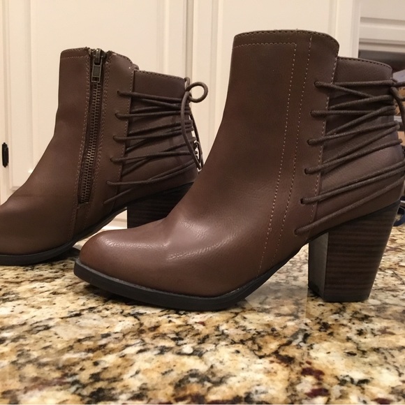 Curfew Traci Women’s Fashion Boots Sz 7 1/2 - Picture 1 of 7